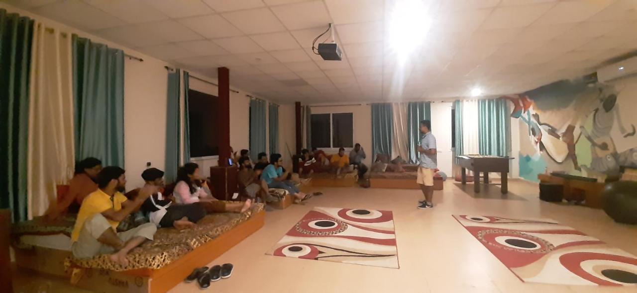 Karwaan Hostel Rishīkesh Dış mekan fotoğraf