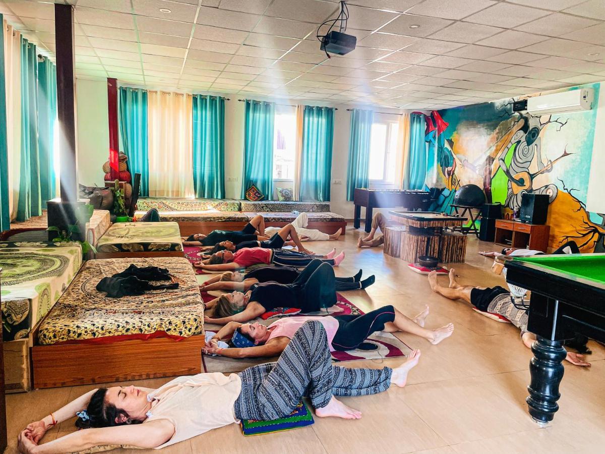 Karwaan Hostel Rishīkesh Dış mekan fotoğraf
