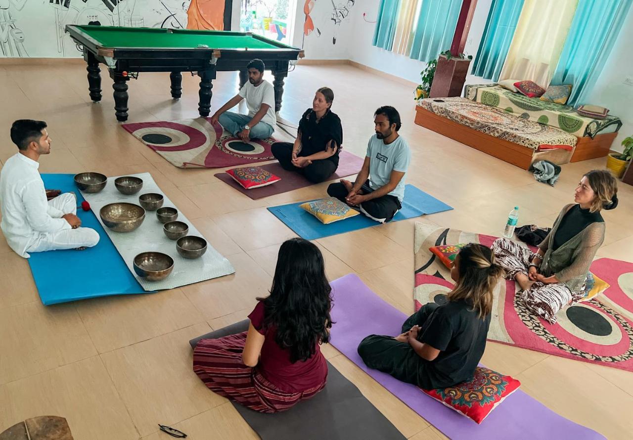 Karwaan Hostel Rishīkesh Dış mekan fotoğraf